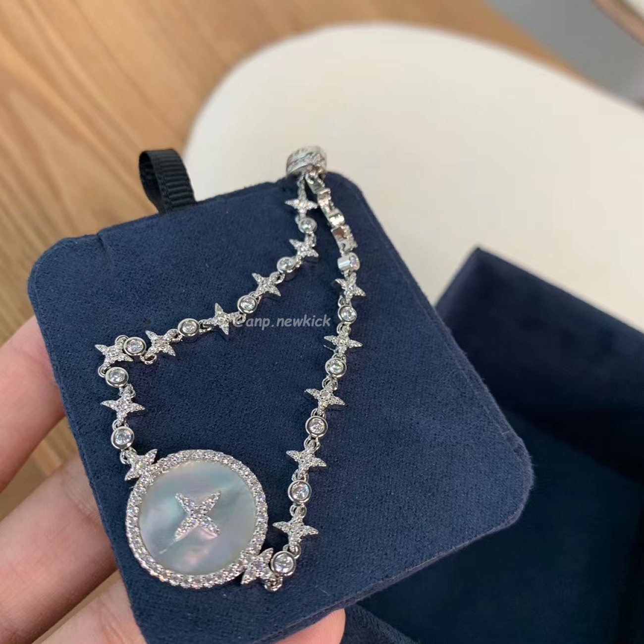 Apm Bracelet (1) - www.newkick.vip